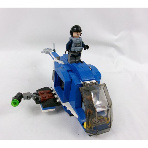 LEGO Jurassic World Blue's Helicopter INCOMPLETE Copter Only and 2 Mini Figs - Picture 4 of 5
